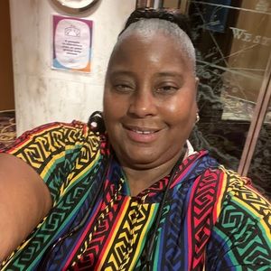 Meet your Posher, Michele